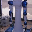 Obr. 2 Dvojramenný robot Yaskawa Motoman